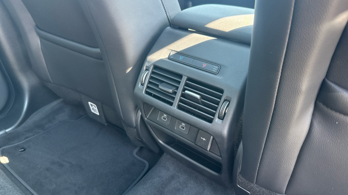 Land Rover Discovery Sport 1.5 P270e Landmark 5dr Auto [5 Seat] Station Wagon - Image 18